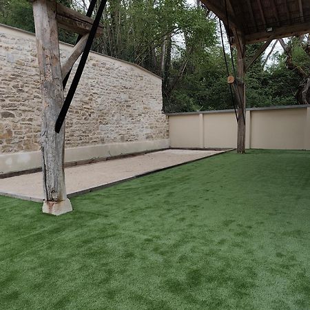 Le Bacchus Villa Chablis Bagian luar foto