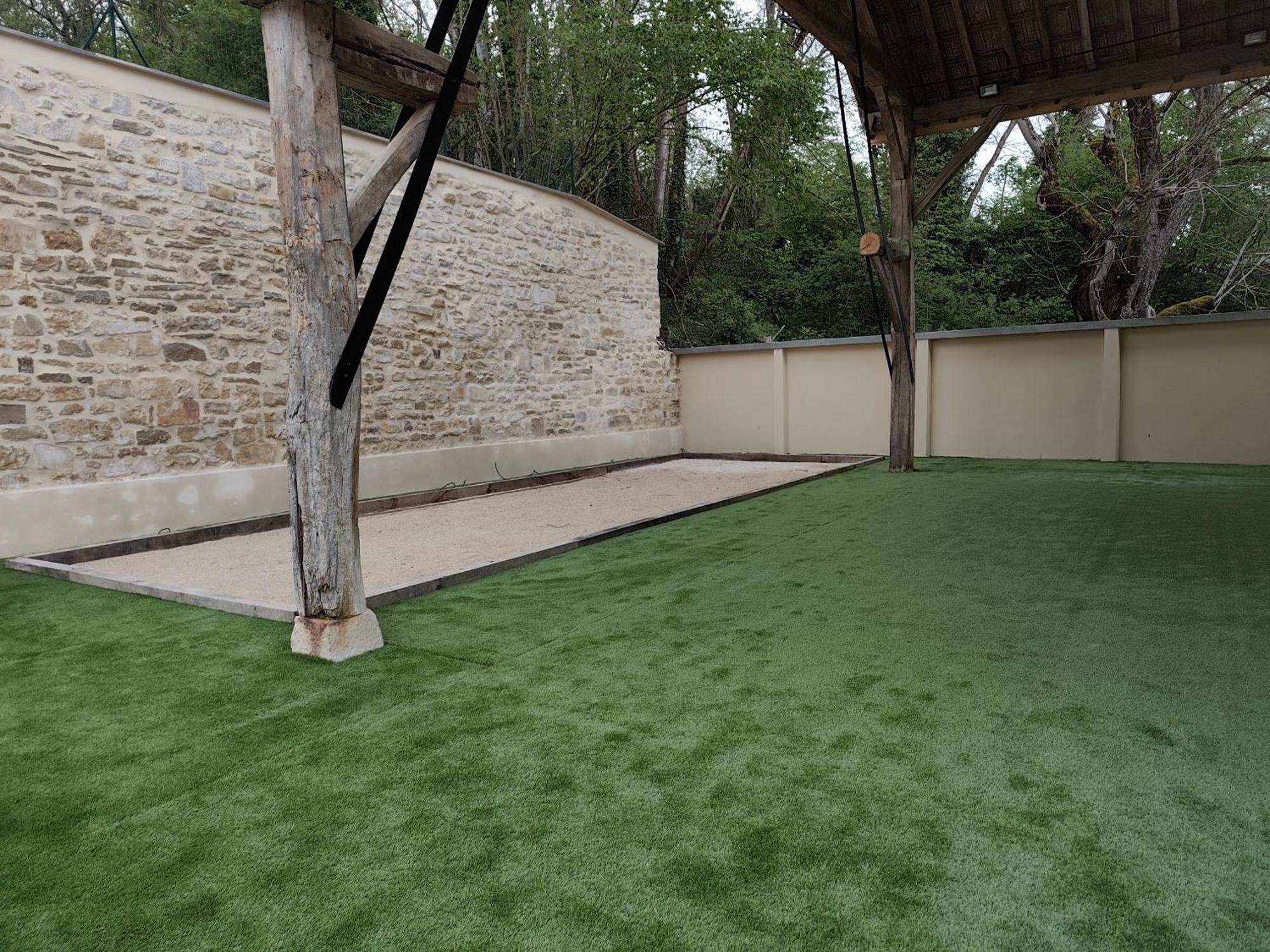 Le Bacchus Villa Chablis Bagian luar foto