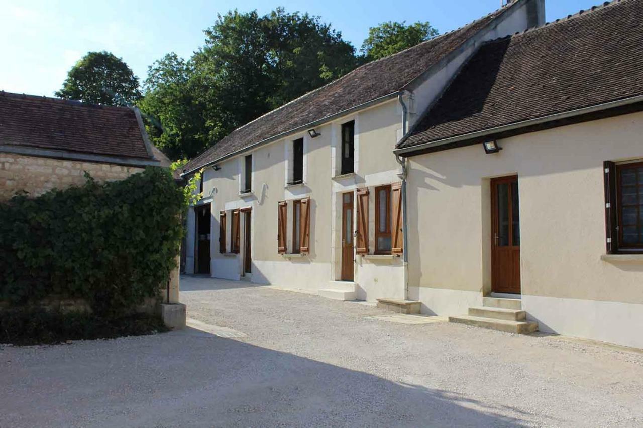 Le Bacchus Villa Chablis Bagian luar foto