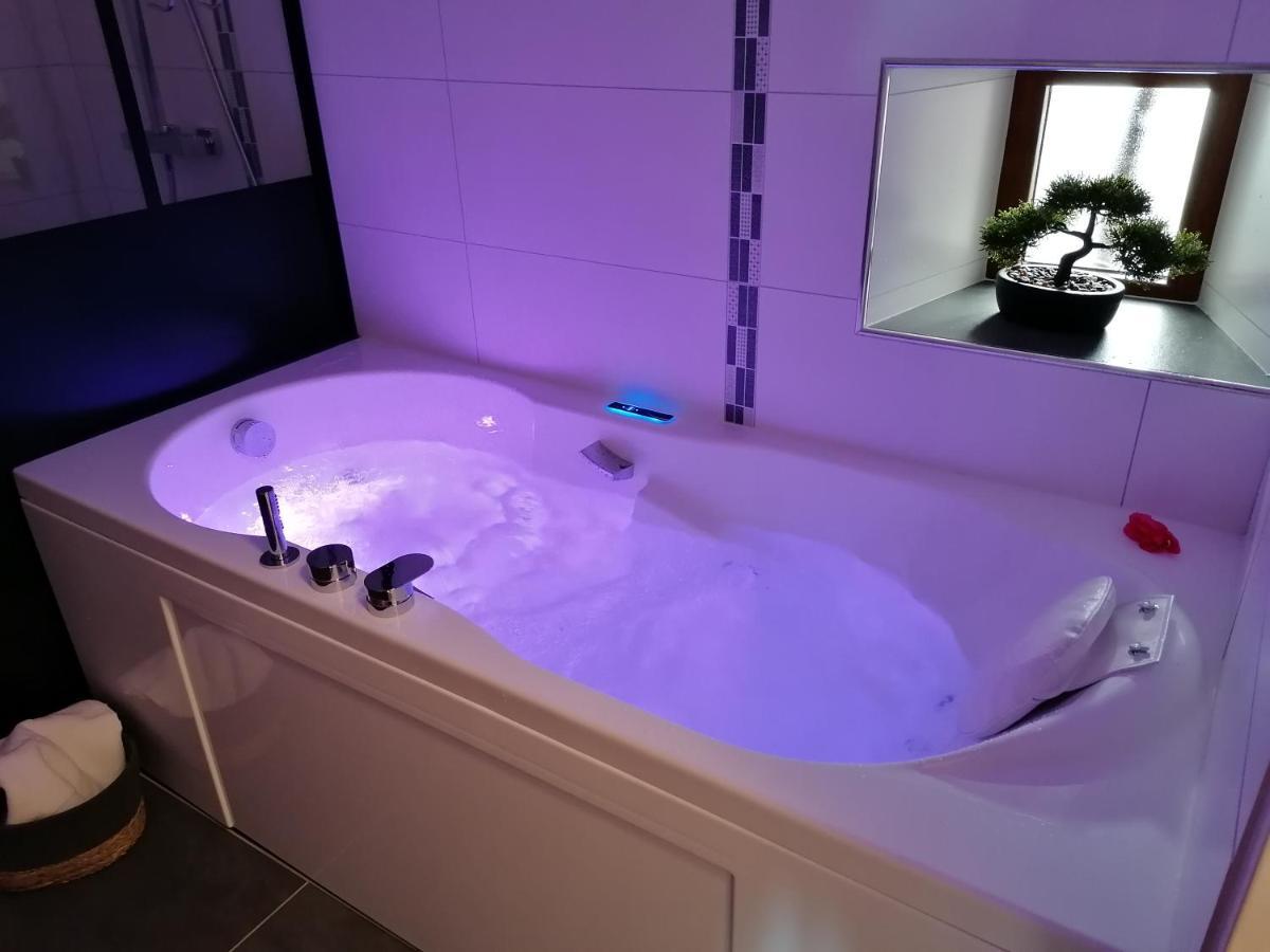 Le Bacchus Villa Chablis Bagian luar foto